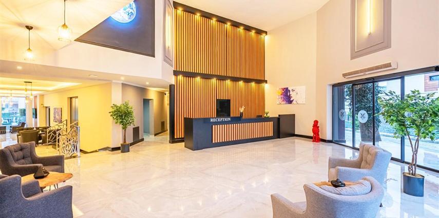 Odelia Resort Hotel คูซาดาซี ภายนอก รูปภาพ