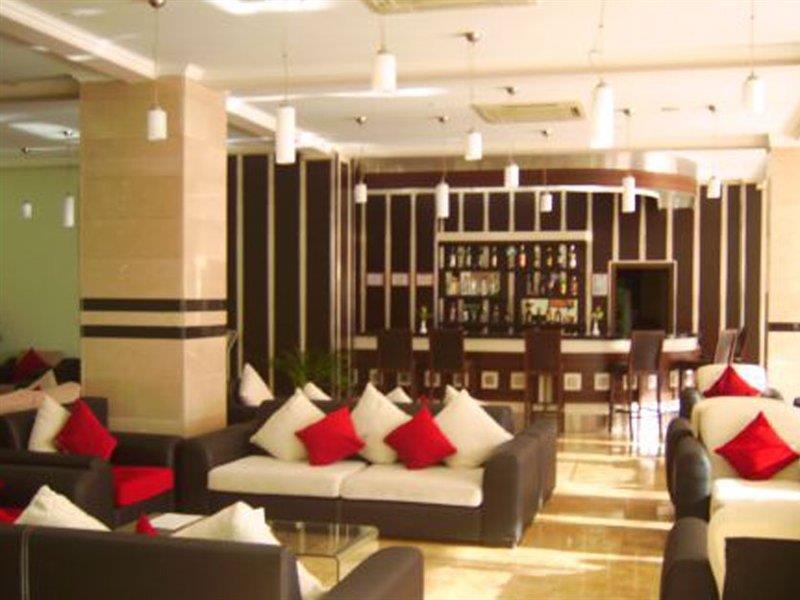 Odelia Resort Hotel คูซาดาซี ภายนอก รูปภาพ