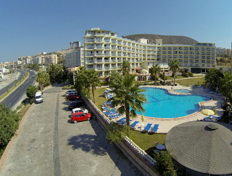 Odelia Resort Hotel คูซาดาซี ภายนอก รูปภาพ