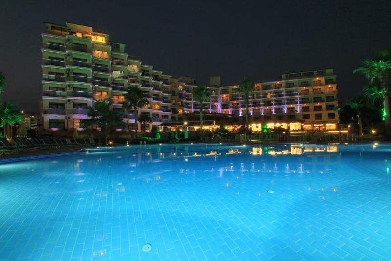 Odelia Resort Hotel คูซาดาซี ภายนอก รูปภาพ