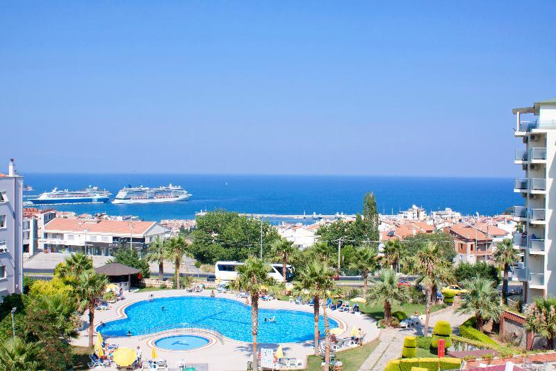 Odelia Resort Hotel คูซาดาซี ภายนอก รูปภาพ