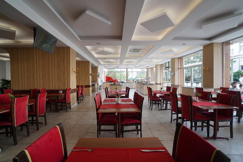 Odelia Resort Hotel คูซาดาซี ภายนอก รูปภาพ